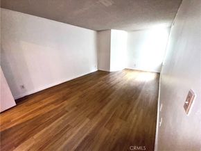 700 W 3rd B107, Santa Ana CA 92701