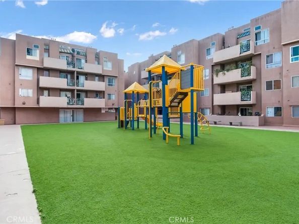 450 E 4th 221, Santa Ana CA 92701