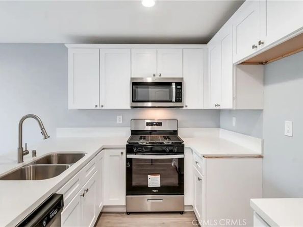 450 E 4th 221, Santa Ana CA 92701