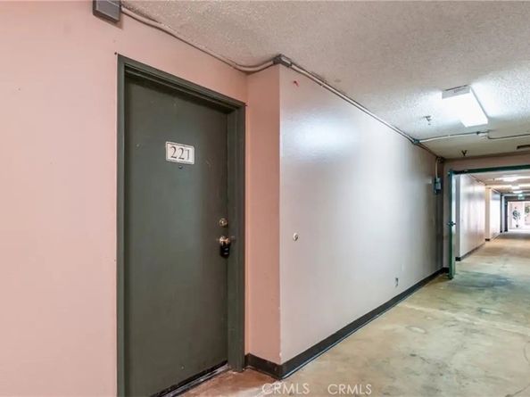 450 E 4th 221, Santa Ana CA 92701