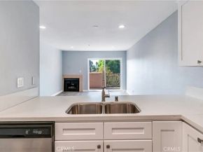 450 E 4th 221, Santa Ana CA 92701