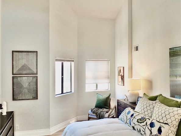 4138 E Mendez Street 311, Long Beach CA 90815