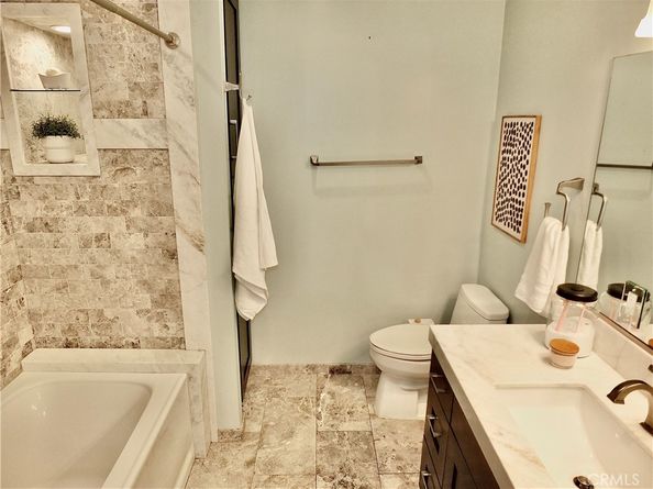 4138 E Mendez Street 311, Long Beach CA 90815