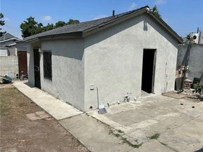 11121 Compton Avenue, Los Angeles CA 90059