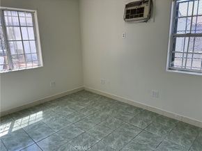 11121 Compton Avenue, Los Angeles CA 90059