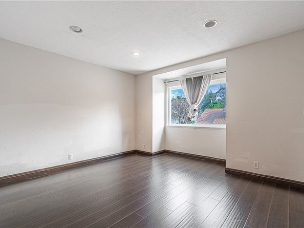 3537 Foxglove Road, Glendale CA 91206