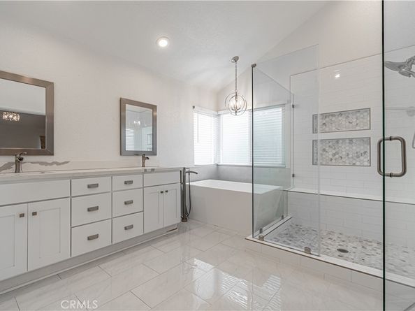 3537 Foxglove Road, Glendale CA 91206