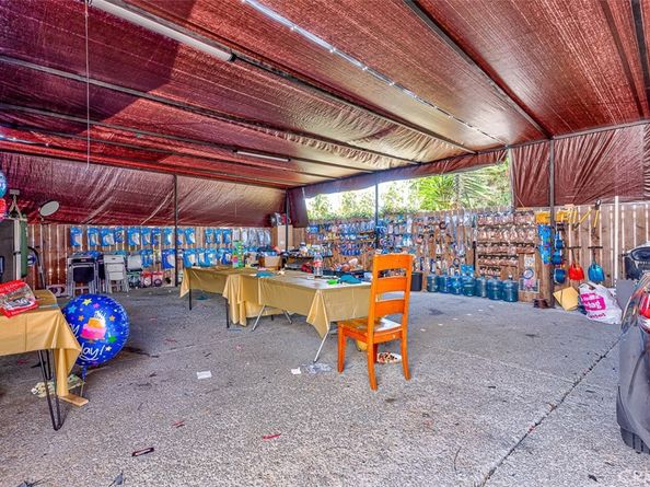 827 E 109th Place, Los Angeles CA 90059