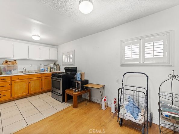 937 S La Verne Avenue, East Los Angeles CA 90022