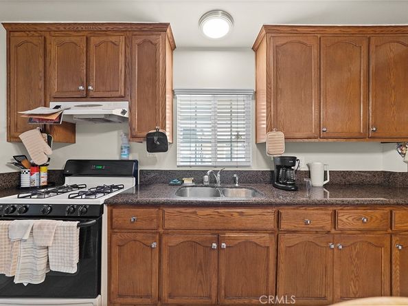 937 S La Verne Avenue, East Los Angeles CA 90022