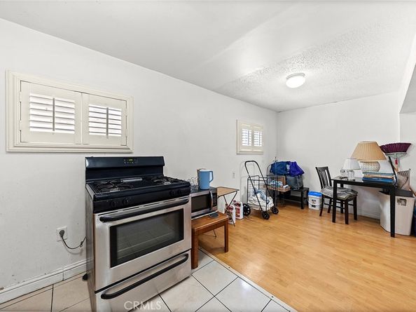 937 S La Verne Avenue, East Los Angeles CA 90022