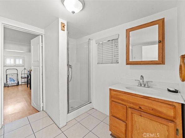 937 S La Verne Avenue, East Los Angeles CA 90022