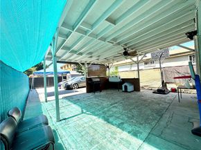 10915 Grape Street, Los Angeles CA 90059