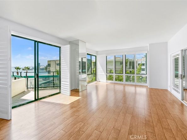 1310 E. Ocean Blvd. 305, Long Beach CA 90802