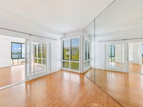 1310 E. Ocean Blvd. 305, Long Beach CA 90802