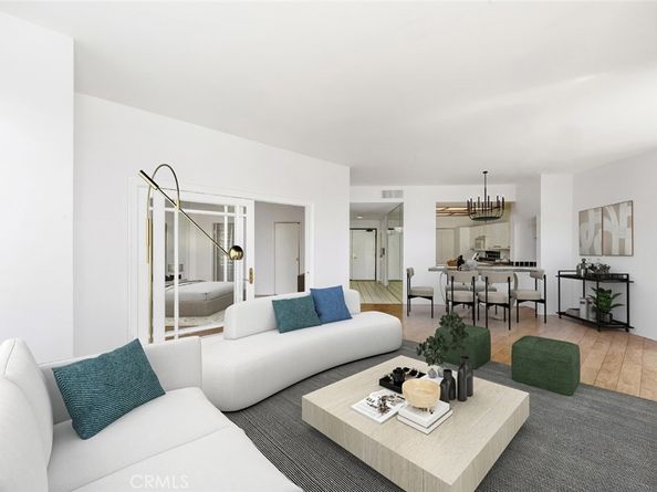 1310 E. Ocean Blvd. 305, Long Beach CA 90802