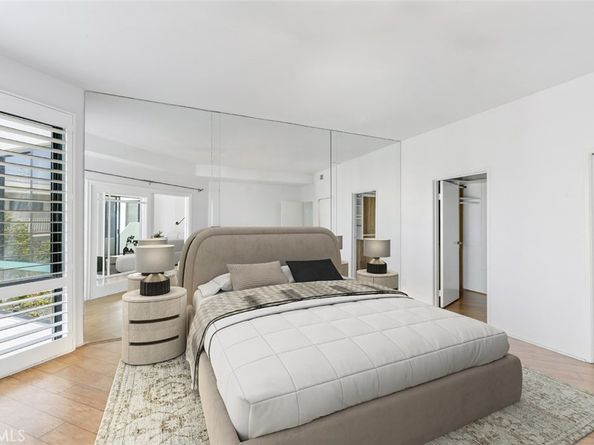 1310 E. Ocean Blvd. 305, Long Beach CA 90802