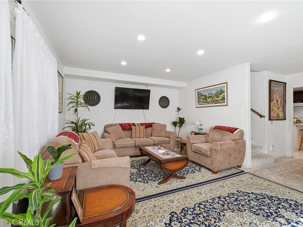 7857 Embry Point, San Diego CA 92126