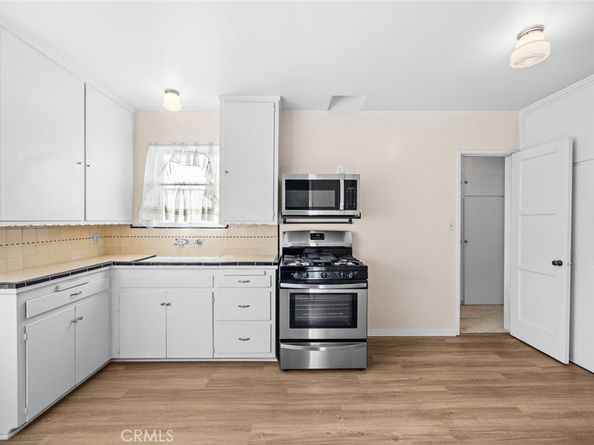 1047 N San Gabriel Avenue, Azusa CA 91702