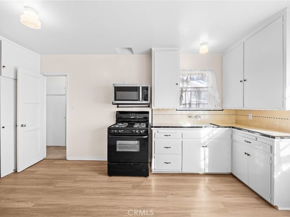 1047 N San Gabriel Avenue, Azusa CA 91702