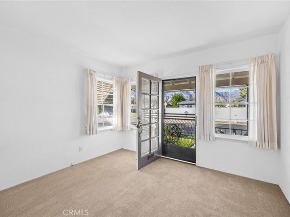 1047 N San Gabriel Avenue, Azusa CA 91702