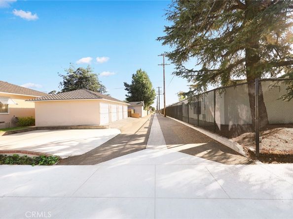 1047 N San Gabriel Avenue, Azusa CA 91702