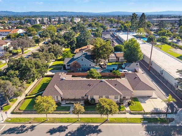 1047 N San Gabriel Avenue, Azusa CA 91702