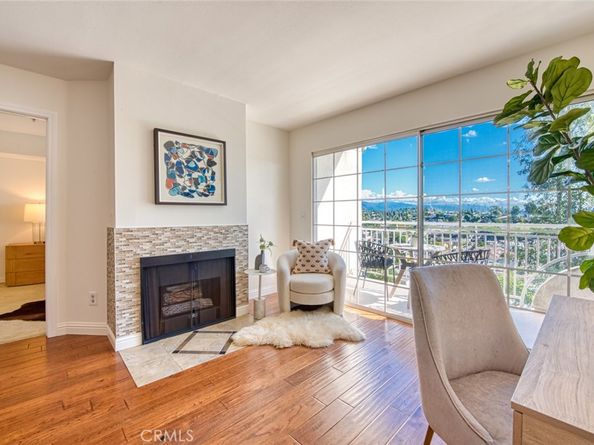 4755 Templeton Street 2117, Los Angeles CA 90032