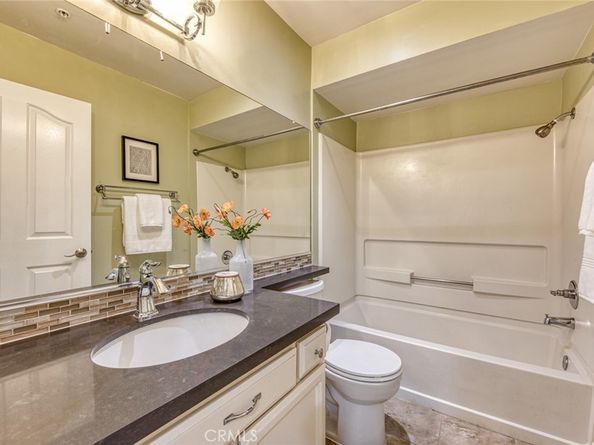 4755 Templeton Street 2117, Los Angeles CA 90032