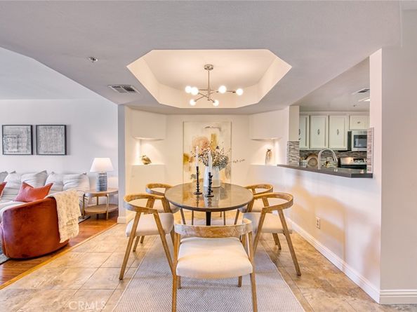 4755 Templeton Street 2117, Los Angeles CA 90032