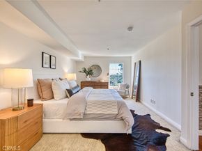 4755 Templeton Street 2117, Los Angeles CA 90032