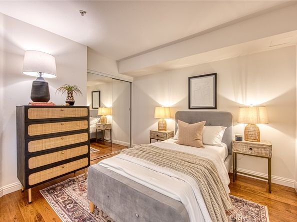 4755 Templeton Street 2117, Los Angeles CA 90032