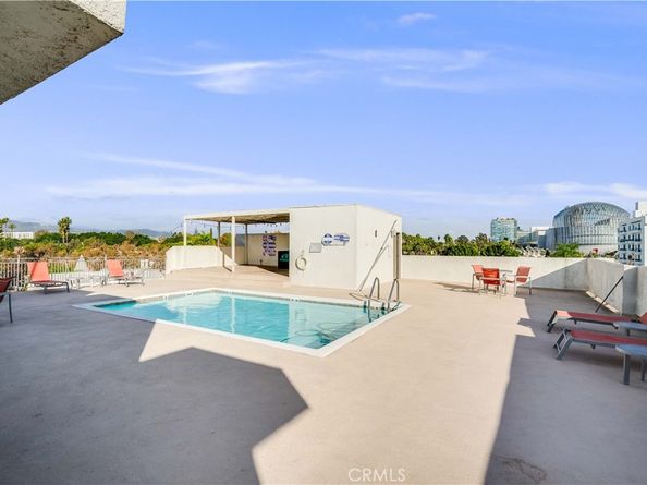 6151 Orange 307, Los Angeles CA 90048