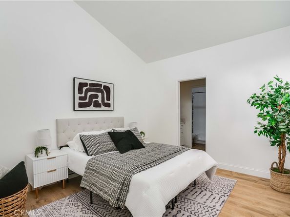 6151 Orange 307, Los Angeles CA 90048