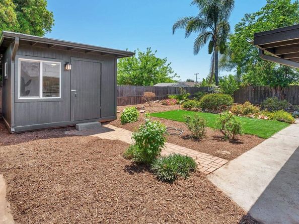 1429 Taylor Avenue, Escondido CA 92027