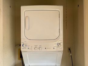 10774 Dabney Drive Drive 20, San Diego CA 92126