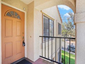 10774 Dabney Drive Drive 20, San Diego CA 92126