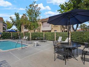 10774 Dabney Drive Drive 20, San Diego CA 92126