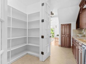 1045 Van Nuys Street, San Diego CA 92109