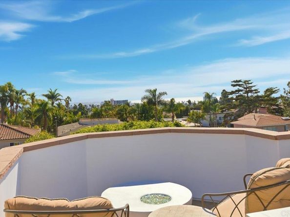 1045 Van Nuys Street, San Diego CA 92109