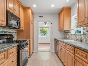 8475 Golden Ridge Road, Lakeside CA 92040