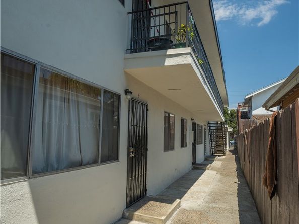 615 Cerritos Avenue, Long Beach CA 90802