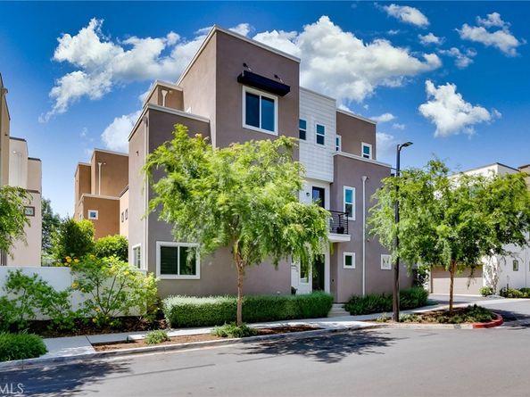 656 Daniel Freeman Circle, Inglewood CA 90301