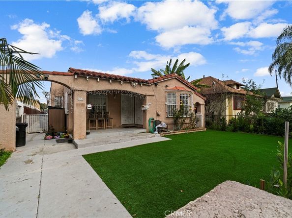 1267 E 56th Street, Los Angeles CA 90011