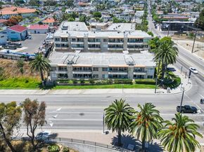 2222 S Mesa 8, San Pedro CA 90731