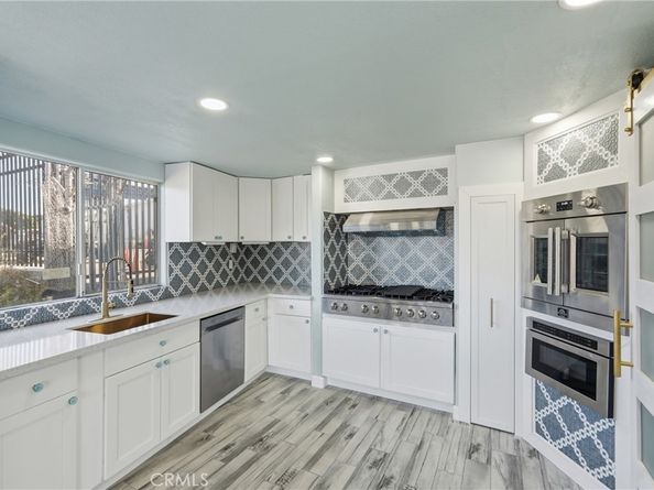 2222 S Mesa 8, San Pedro CA 90731