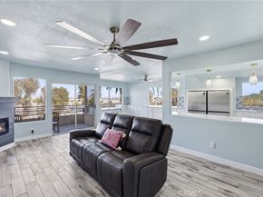 2222 S Mesa 8, San Pedro CA 90731