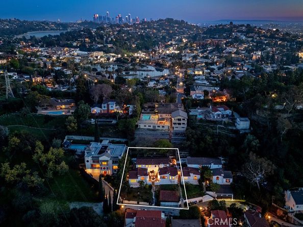 3702 Arbolada Road, Los Feliz CA 90027