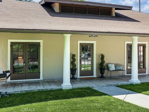 977 N Hill Avenue, Pasadena CA 91104