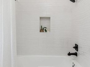 977 N Hill Avenue, Pasadena CA 91104